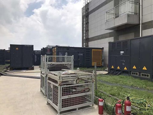 黔南除了定期检查，还有哪些方法可以及时发现接触式转速表探头的磨损？
